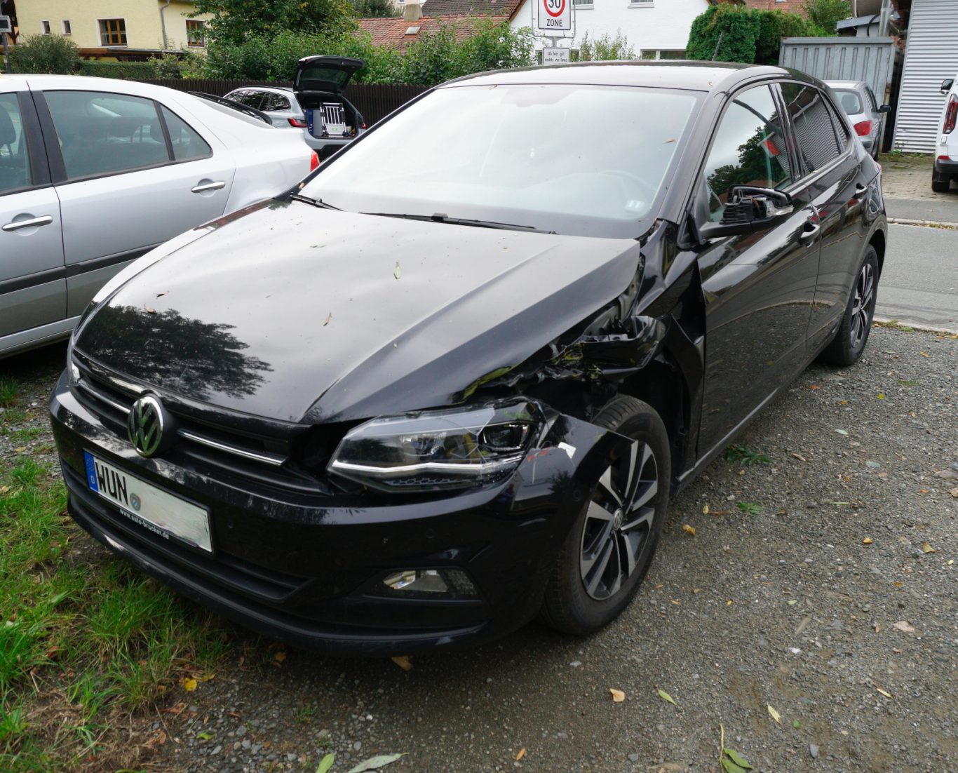 VW Polo Schaden Weißenstadt VW Polo mit Frontschaden in Weißenstadt begutachtet